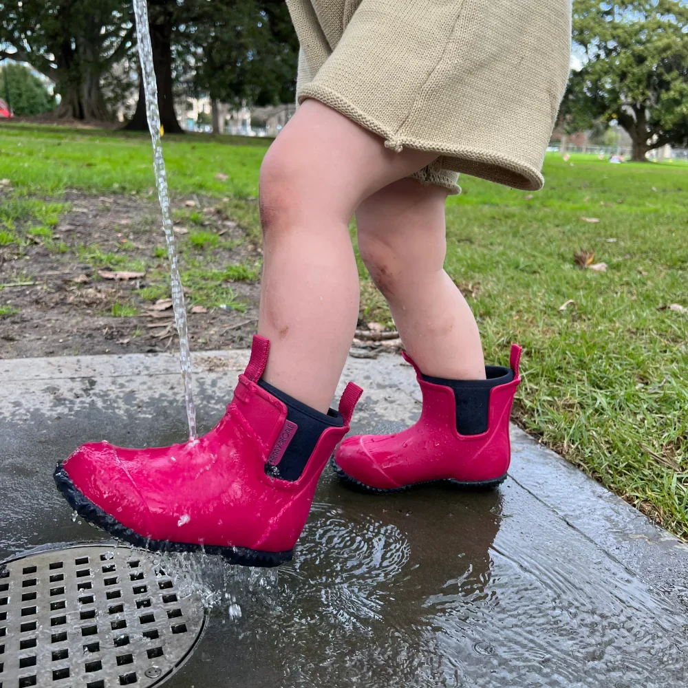 Bobbi Kids Rain Boot // Magenta & Navy [Retired] - Image 5